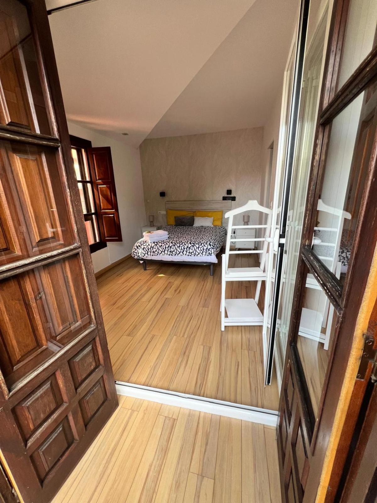 La Torre Del Reloj Apartman Ponferrada Szoba fotó